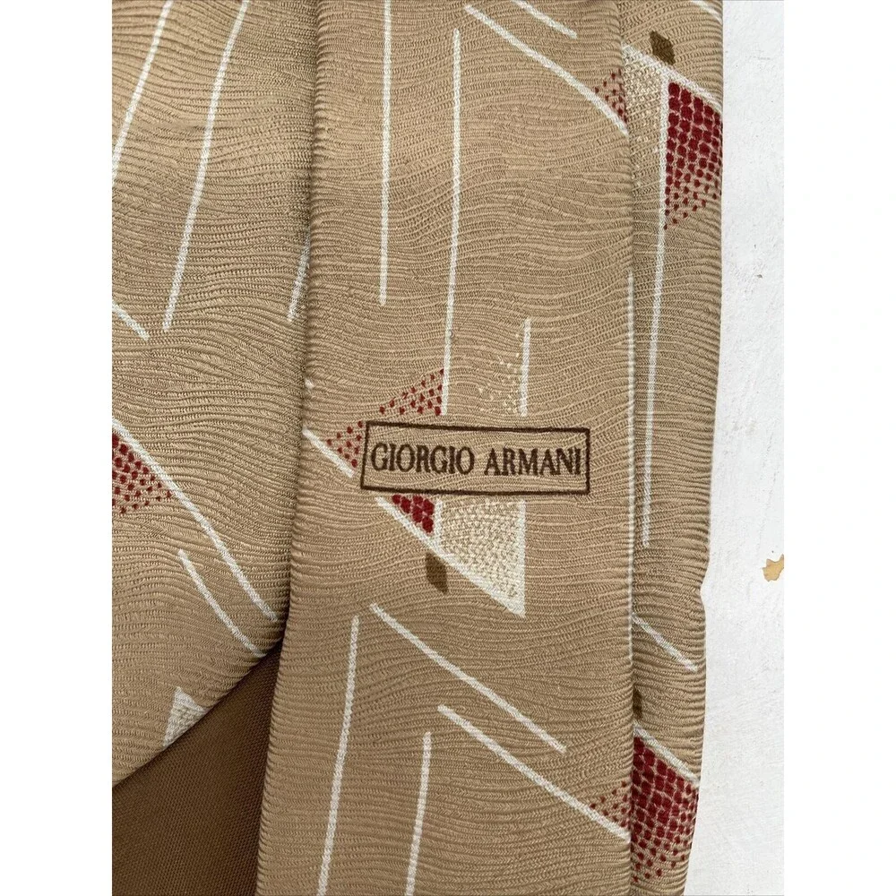 Giorgio Armani  Geometric Tan White and Red Silk Blend Tie Italy